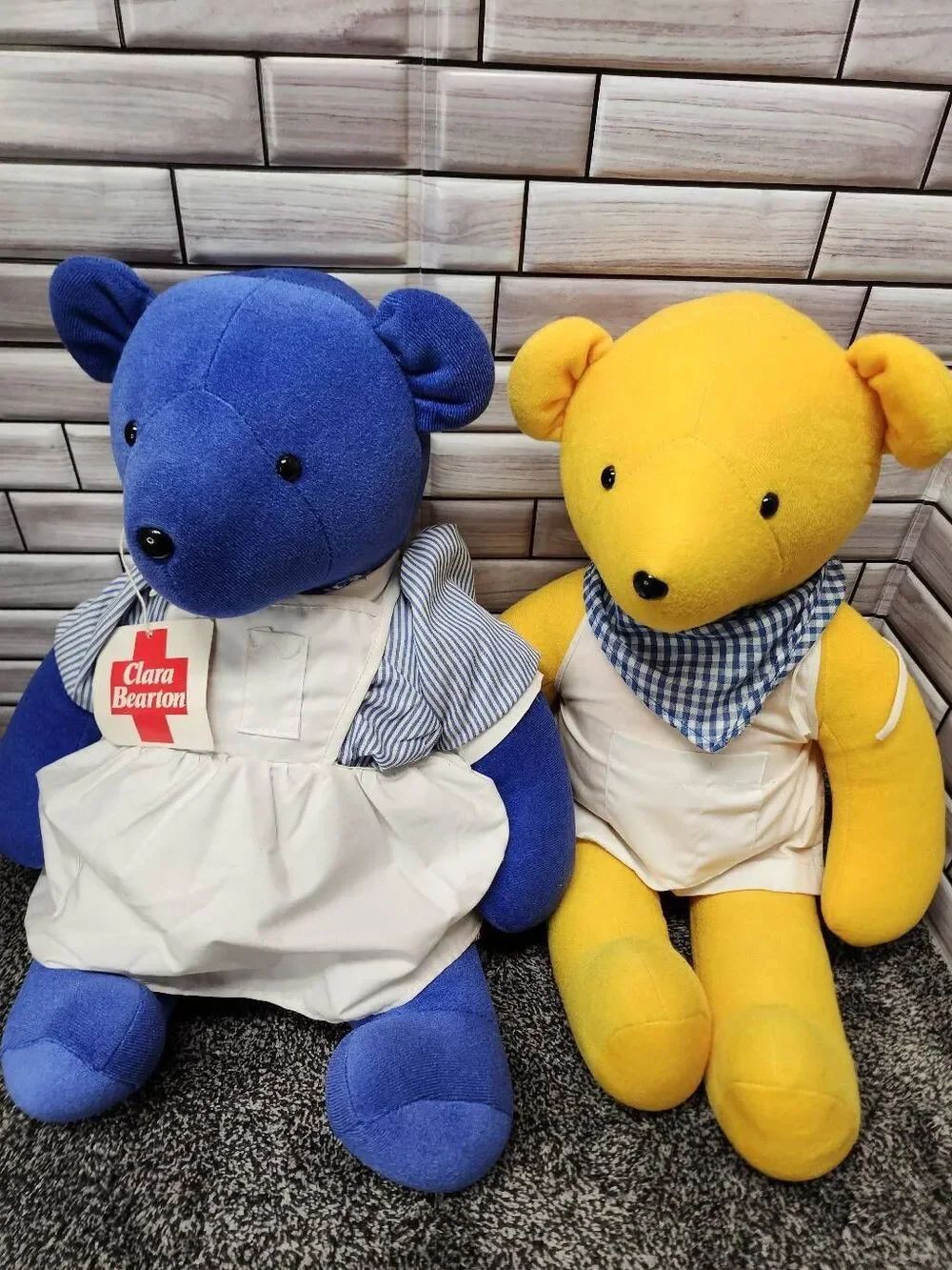 NORTH AMERICAN BEAR COMPANY CLARA BEARTON Yellow and Blue Bear #A86